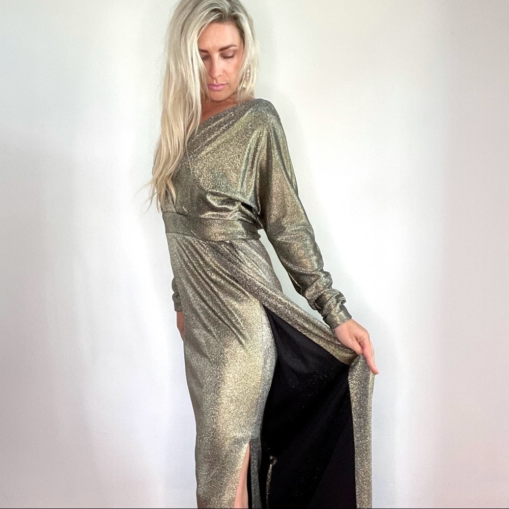 Teri Jon $570 Gold Shimmer Long Sleeve Gown w/Slit - Picture 2 of 16